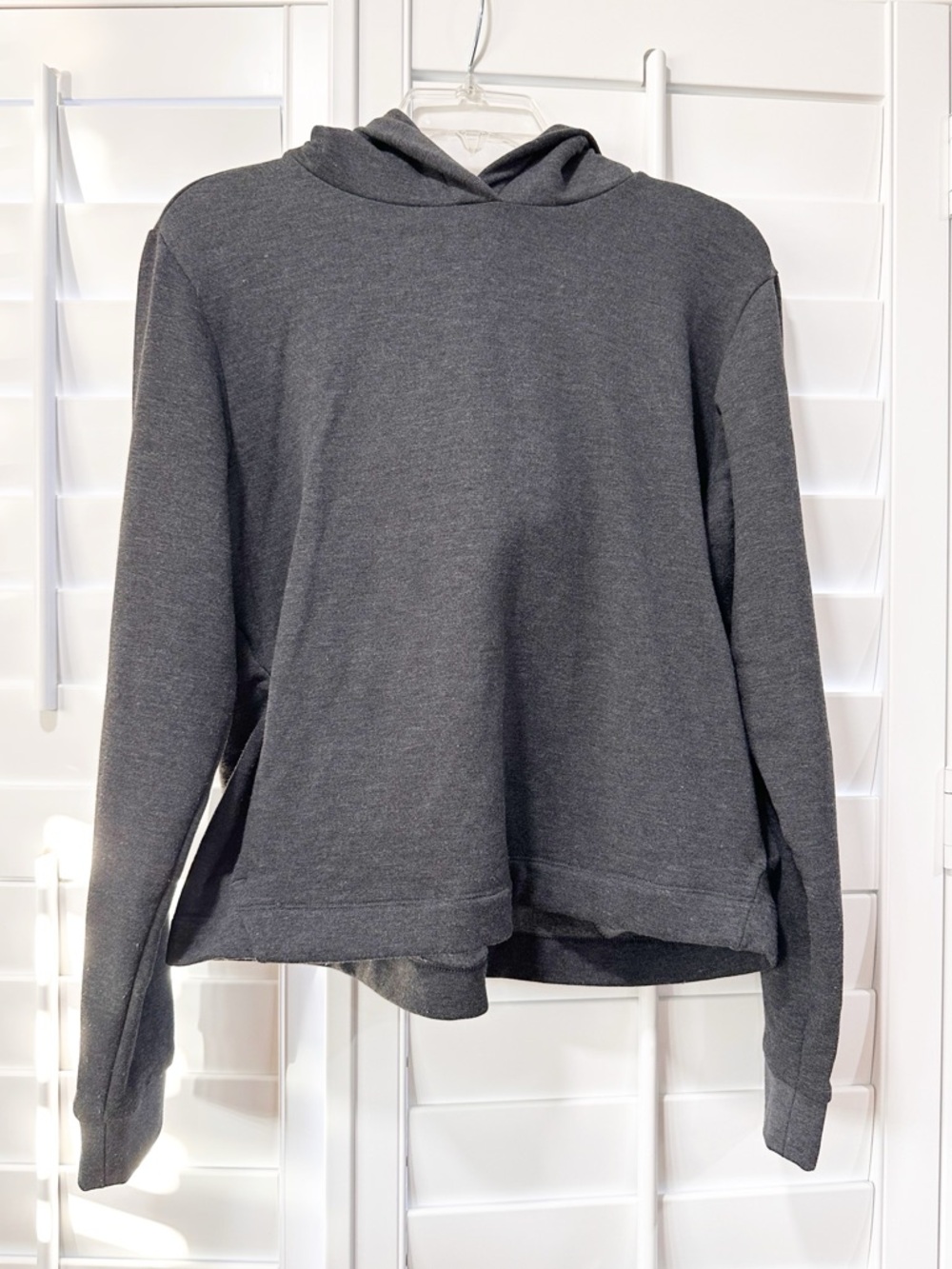 Free Fly Bamboo Hoodie Pullover Gray Size L Soft Lightweight Slightly Cropped